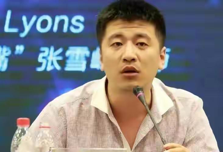 张雪峰去世，给200名员工提前存了半年工资，给女儿留下过亿资产。

消息传开那会