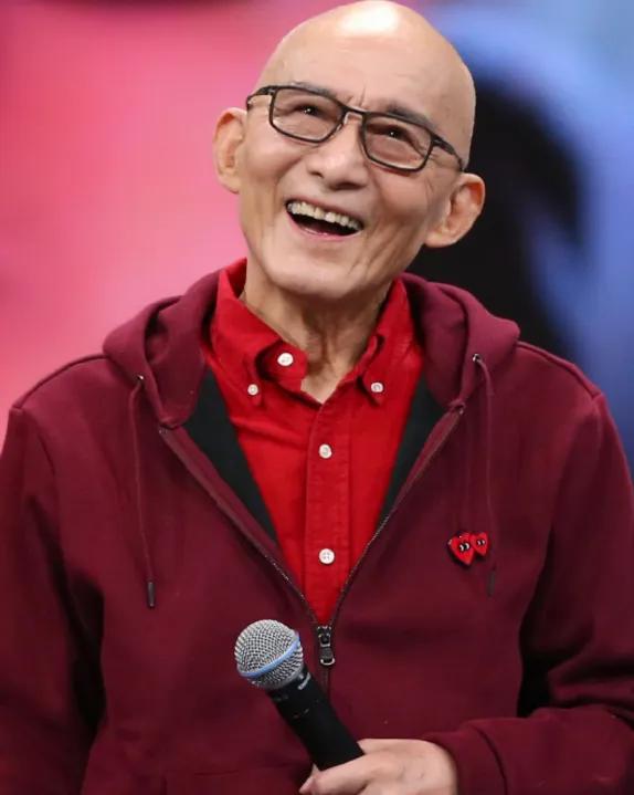 演员，游本昌说，我喜欢表演，表演是我的专业，所以我说演员才是我们正确的称呼，什么