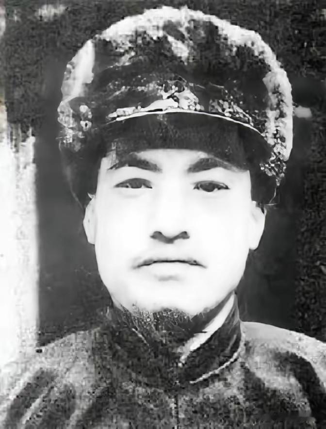 1955年冬，甘肃有关部门几经辗转，终于找到了坎边庄。来到一间破落的民房前，乡长