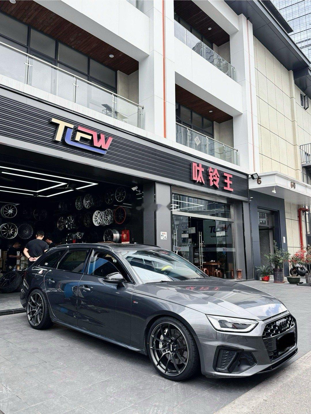 奥迪A4 Avant 完工案例RAYS G025 MK色 19寸搭配卫途半热熔 