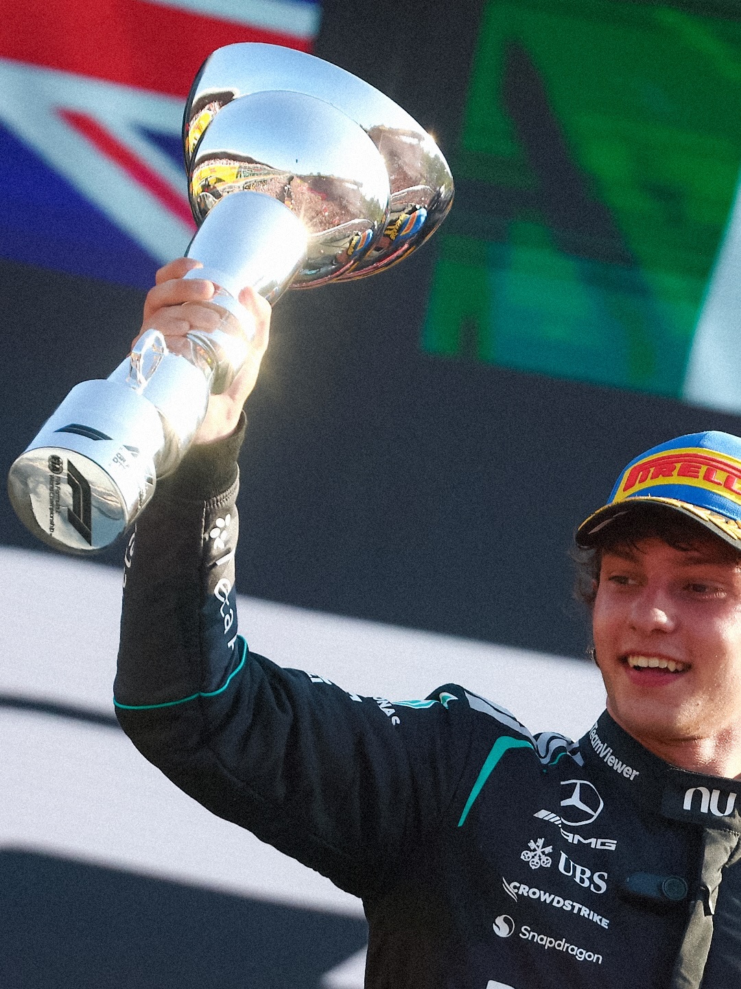 为60年来首位主场夺冠的意大利车手🇮🇹🏎️祝贺安东内利 🎉意甲[超话] 