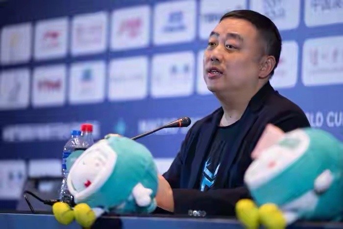 官方：刘国梁卸任WTT董事会主席一职，仍担任WTT理事会主席刘国梁卸任WTT董事