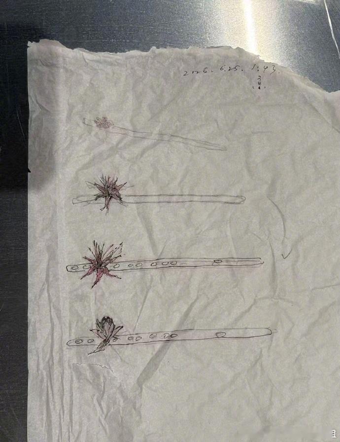 易烊千玺老一辈艺术家坚持手搓  易烊千玺全方位展示手搓笛子 很难不佩服，从泥土到