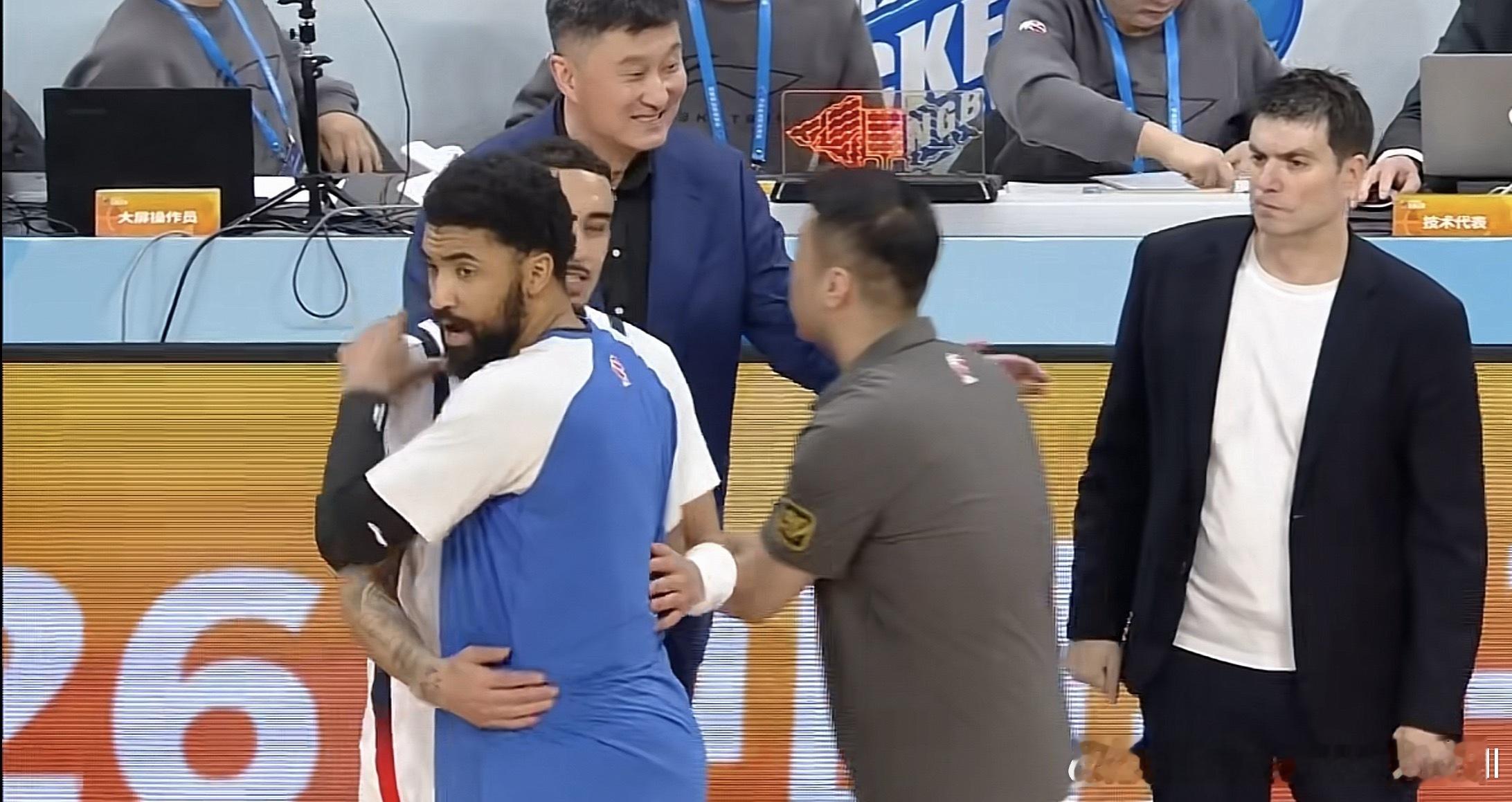 本土球员得分38：28，宁波男篮战胜广东男篮，继续延续球队新赛季焕然一新的表现，