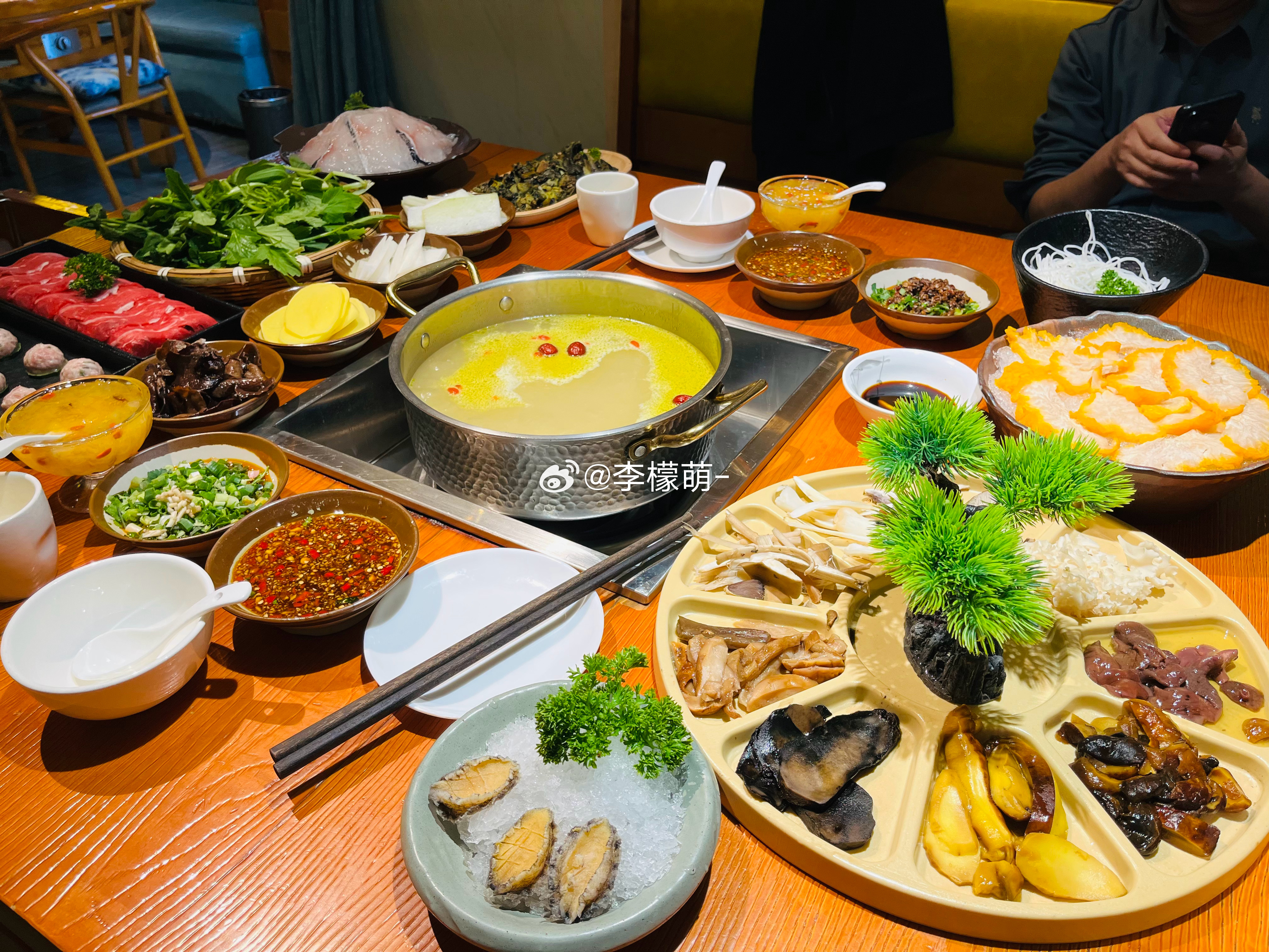 准备了很久的亚欧非大环线，预计8号出发，结果突如其来的战争，只能取消计划，票退了