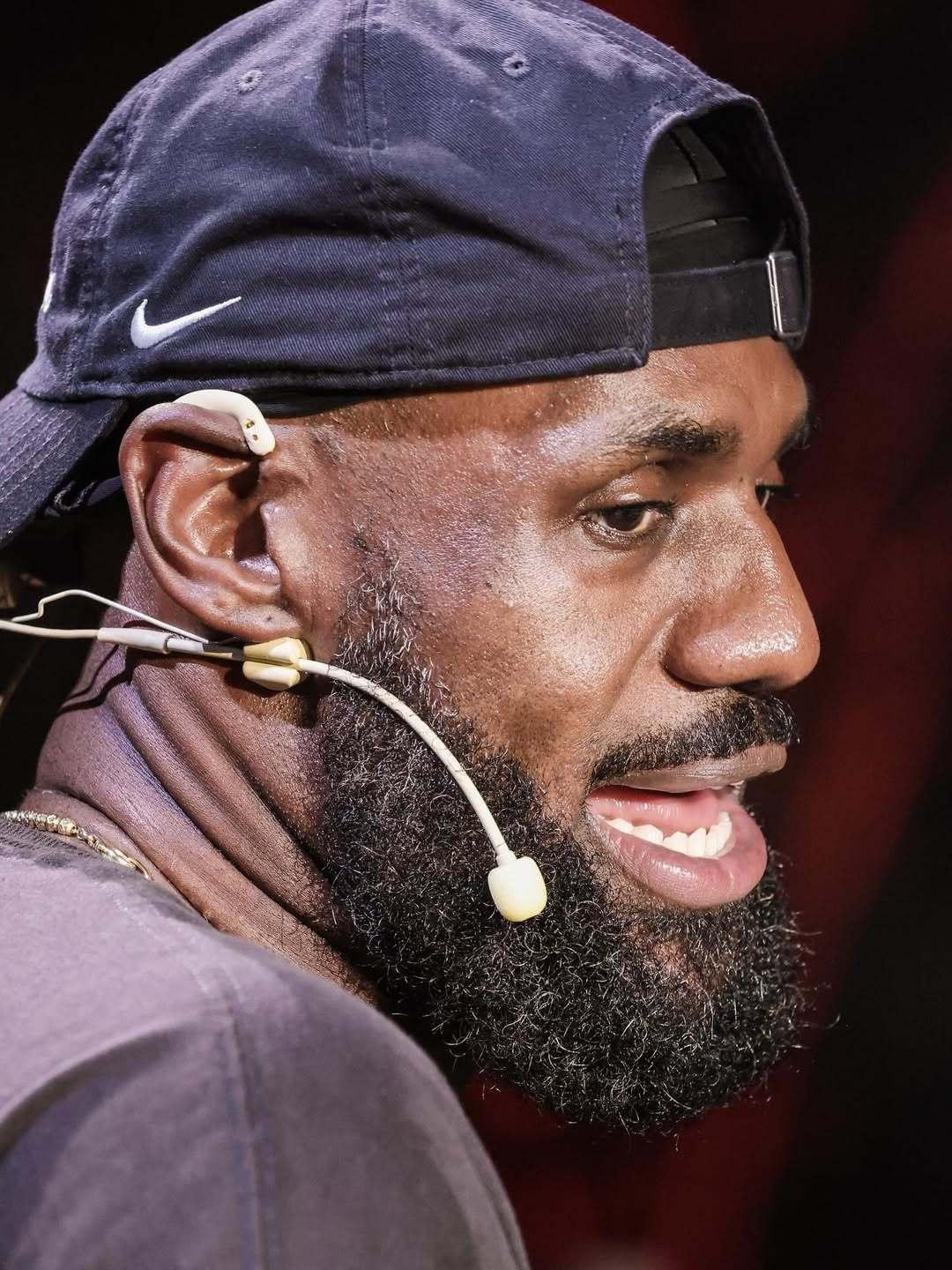 Forever king 👑詹姆斯中国行 ​​​