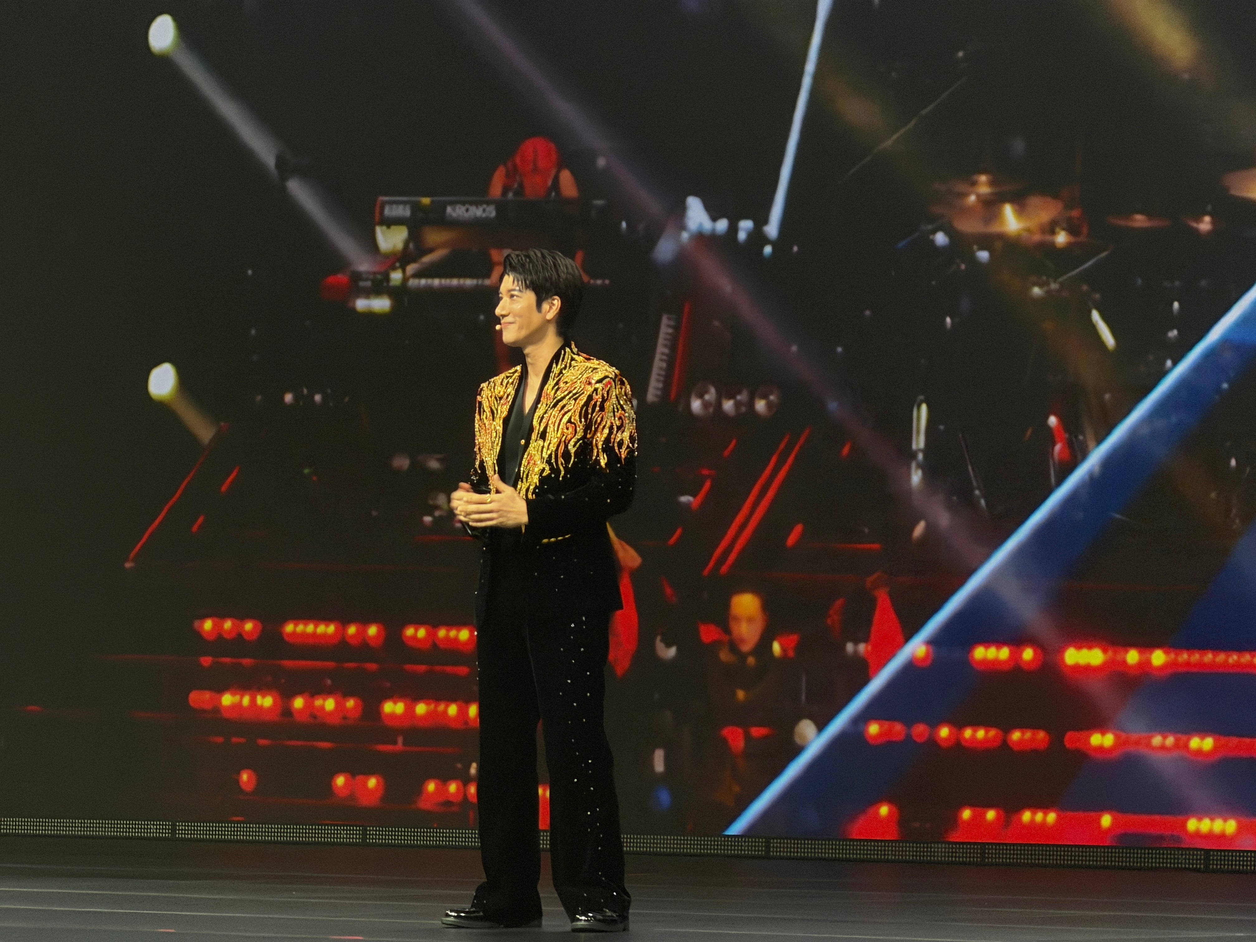 腾势N9闪充版正式上市，代言人王力宏火力开唱！王力宏亮相腾势N9闪充版发布会王力