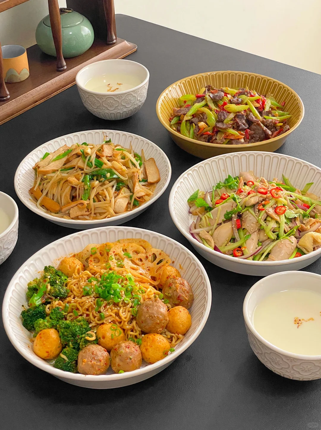 宅家做饭追综艺🧑‍🍳这桌美食全靠“它”
