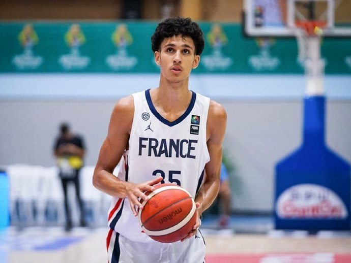 #NBA连续两届状元都是法国人##里萨谢当选状元##NBA选秀大会# 2024年