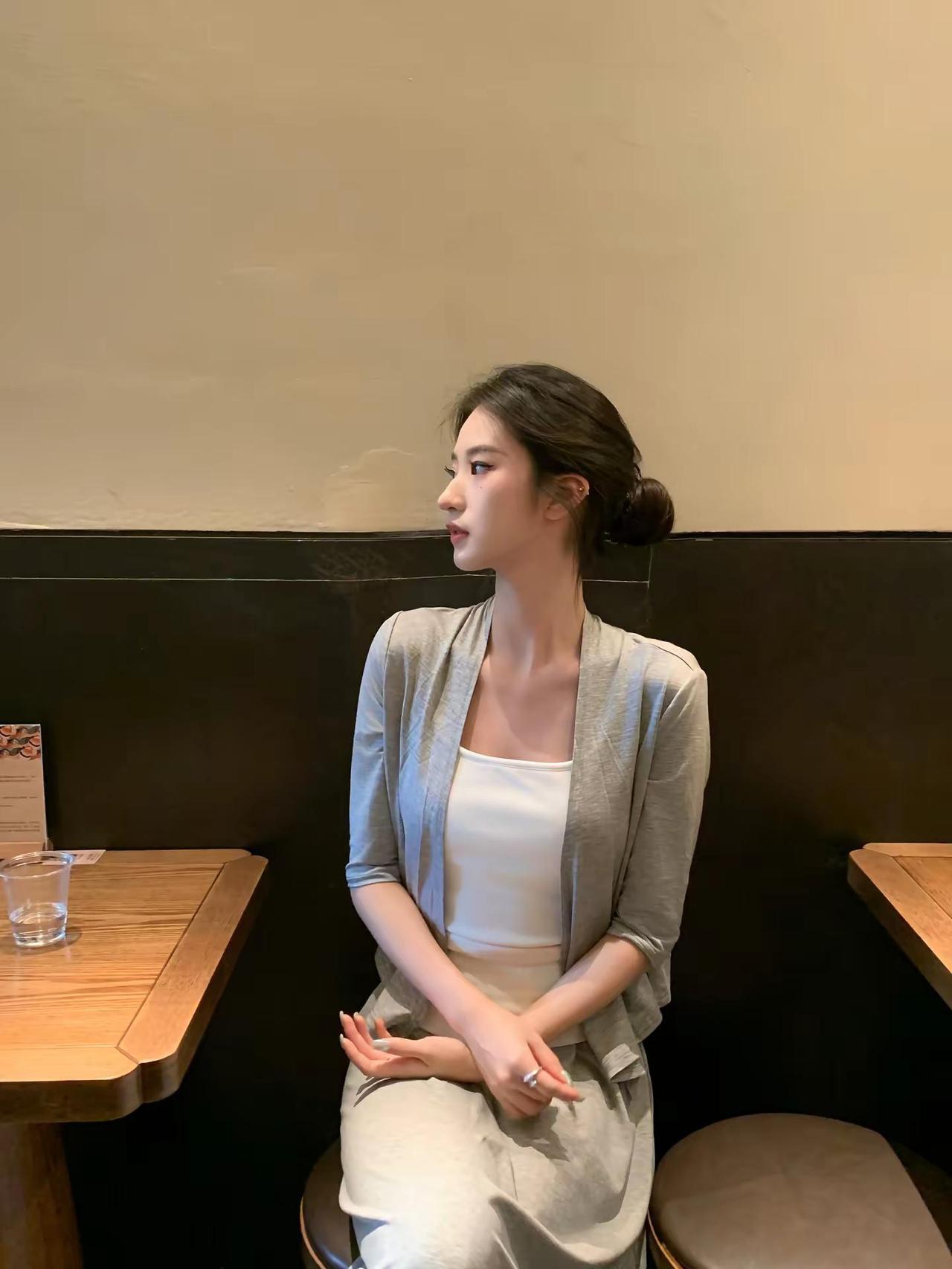 清冷感。长期主义穿搭 日常极简ootd