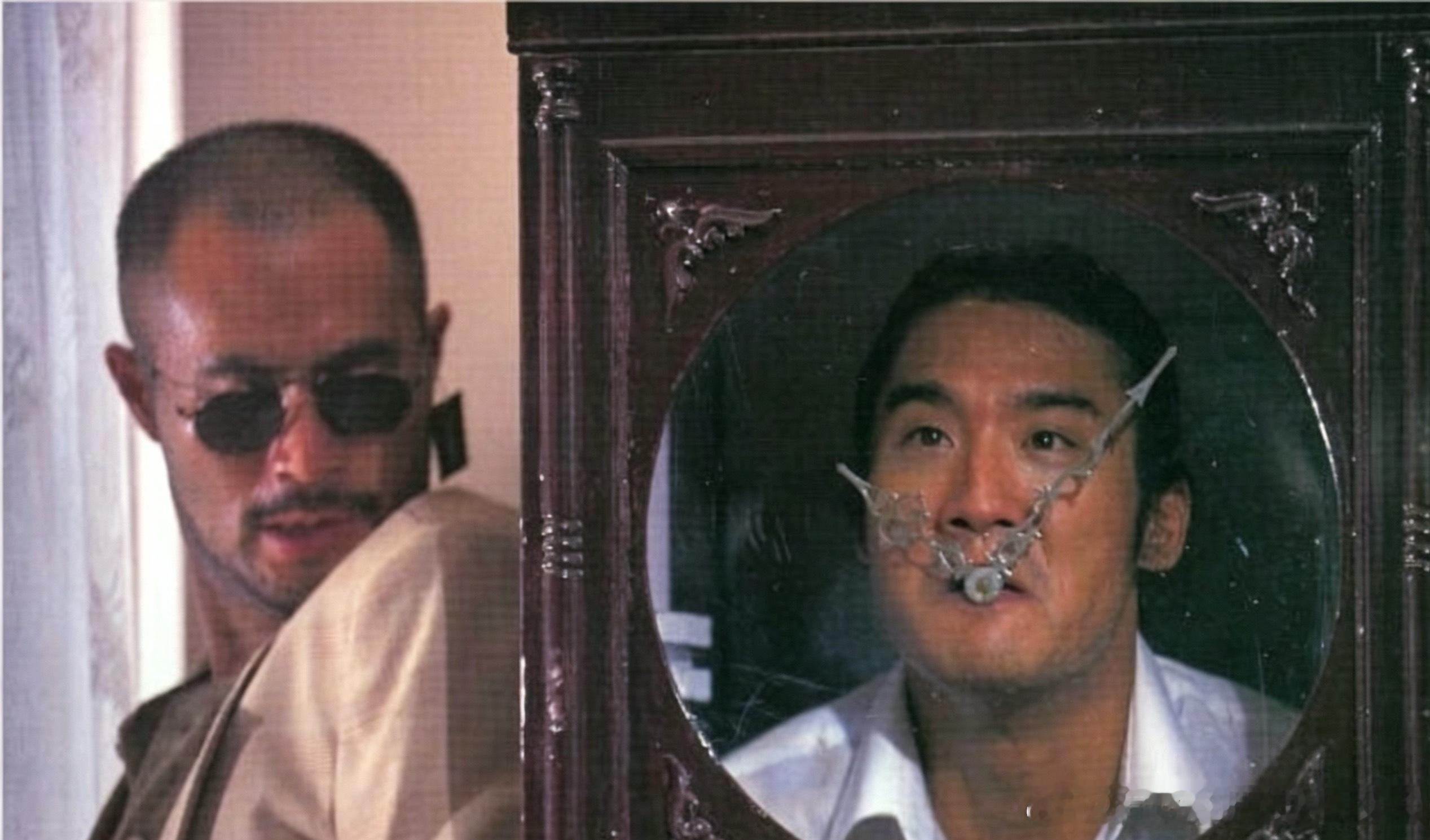 1994年 徐锦江和梁家辉拍《赌神2》幕后照片老照片