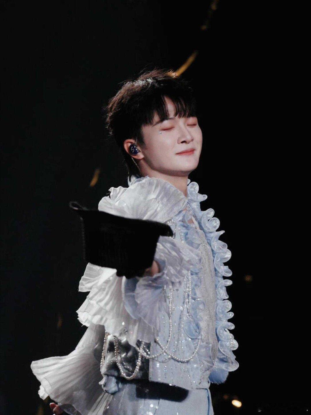 生活手记魔术大师🎩周深 ​​​