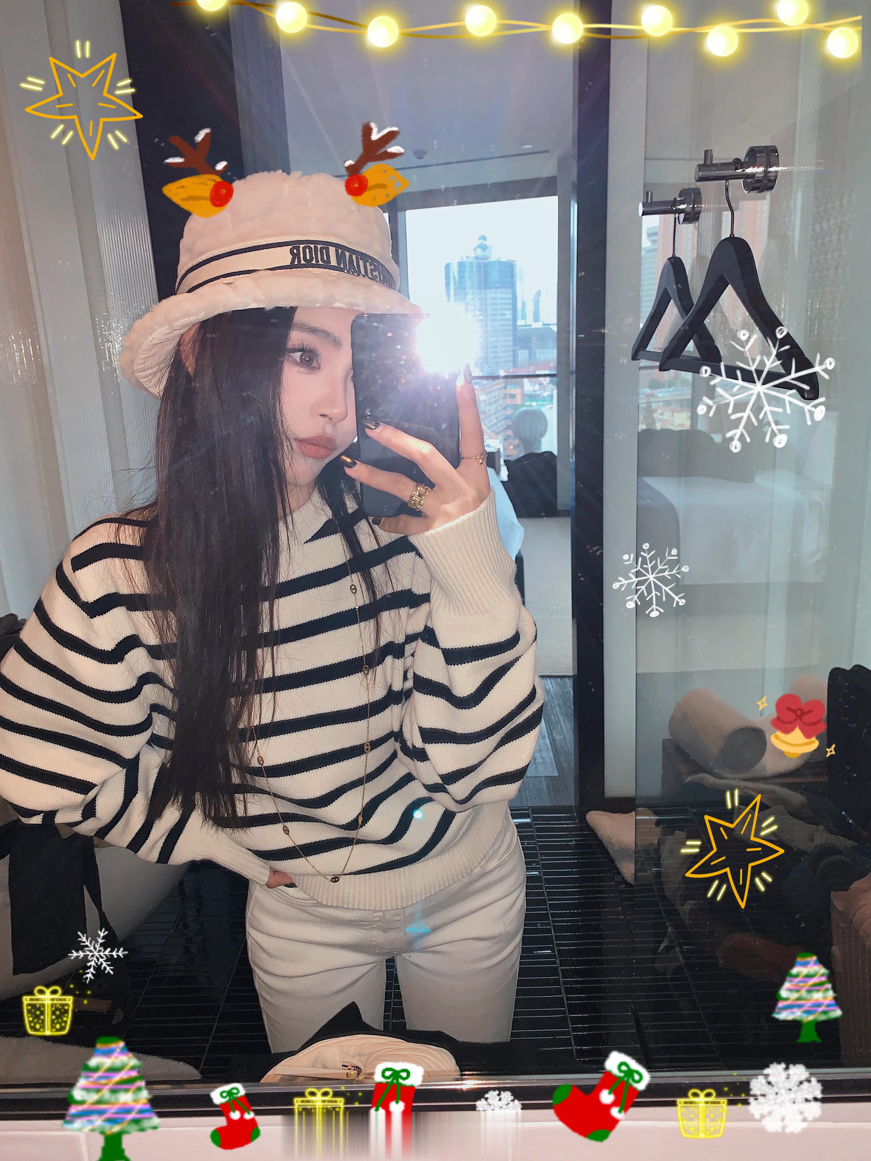 平安夜快乐呀 家人们🍎🎄🎉这次新品超多～ 筛图都筛了好久很多美腻的小图片舍