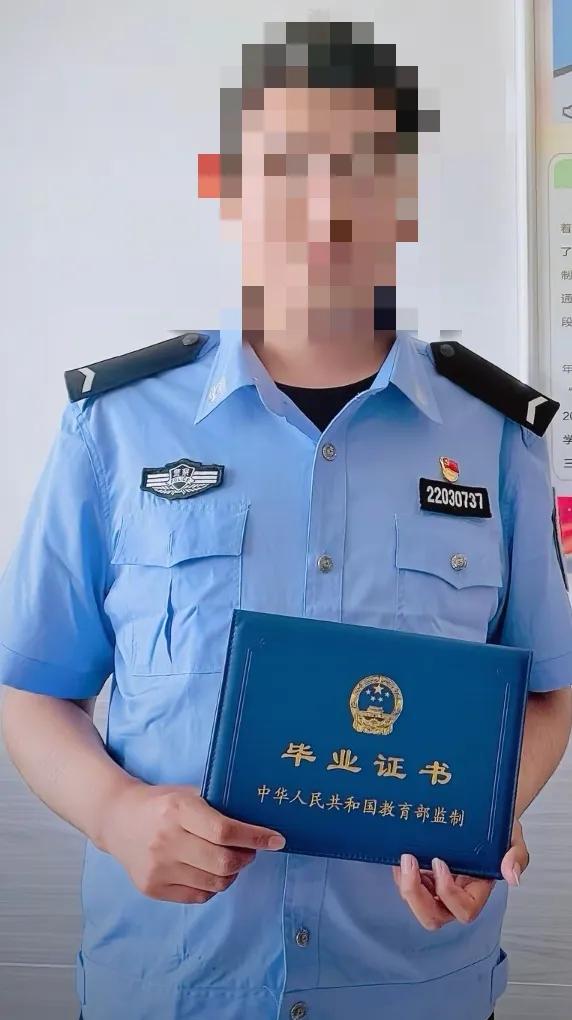 佩戴8位数警号的警校学员[捂脸]