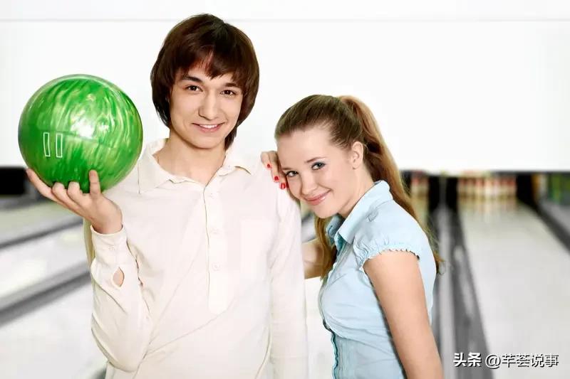 女生的男闺蜜比男朋友重要么？这还真不好说。男闺蜜能给予无条件支持和理解，分享喜怒