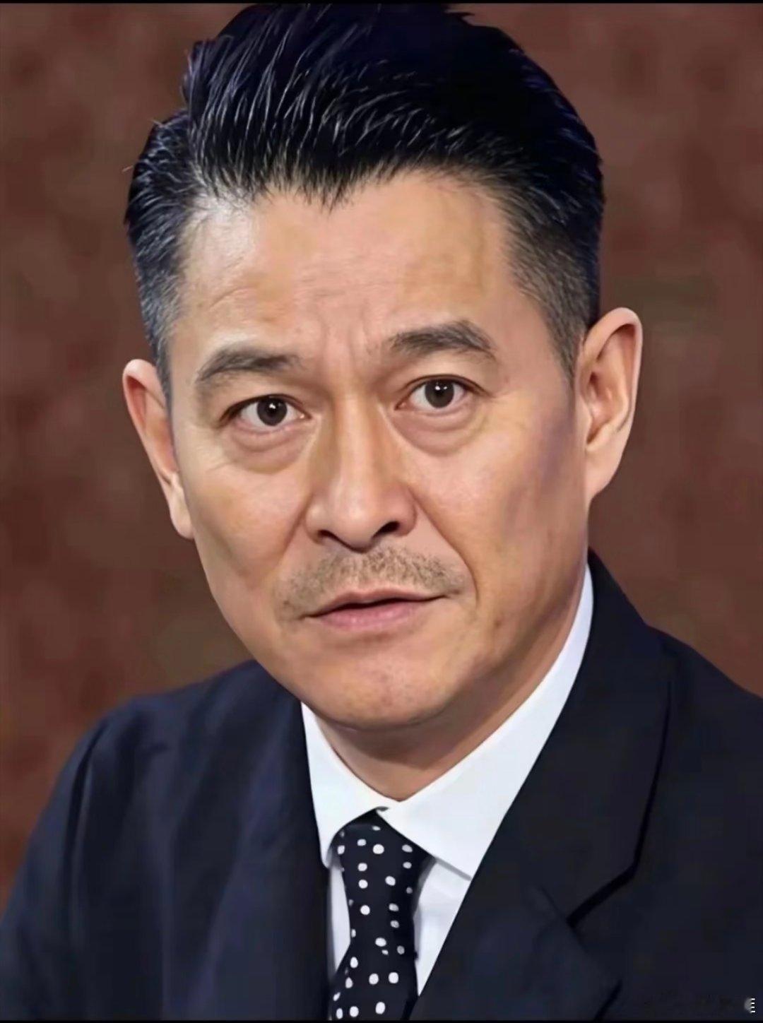 这是谁？ 