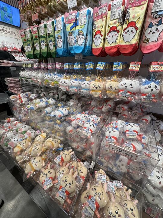 来京都一定要逛的！！chiikawa本铺！