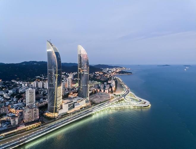 省会城市和副省级城市有啥区别？

省会城市是全省的政治中心和文化中心，全国有27