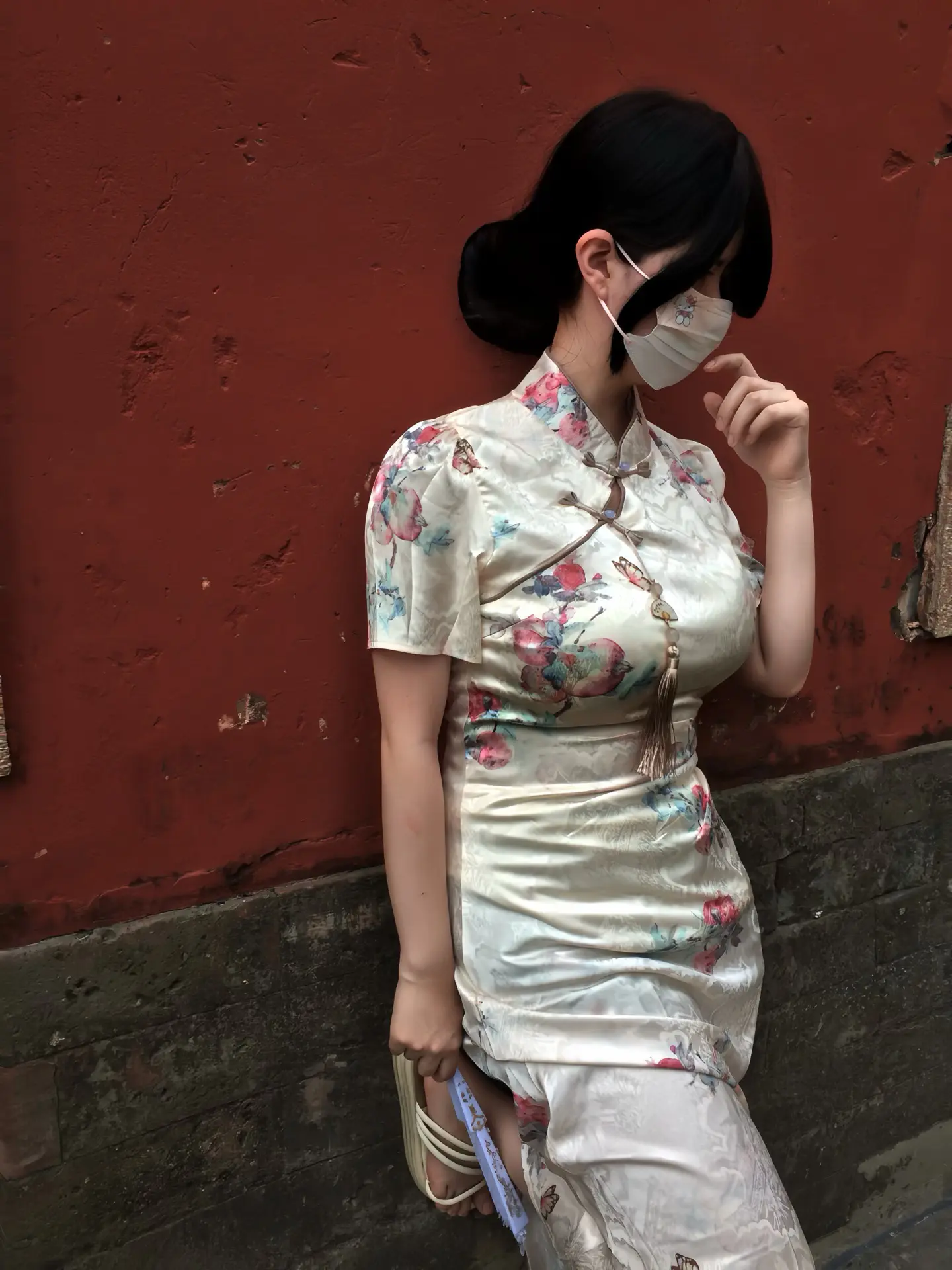 我是人间客 闲来听花落
