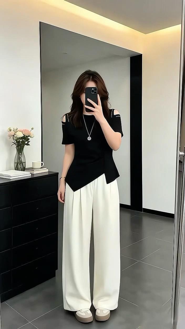 大码遮肉T恤 休闲百搭 洋气减龄 露肩T恤