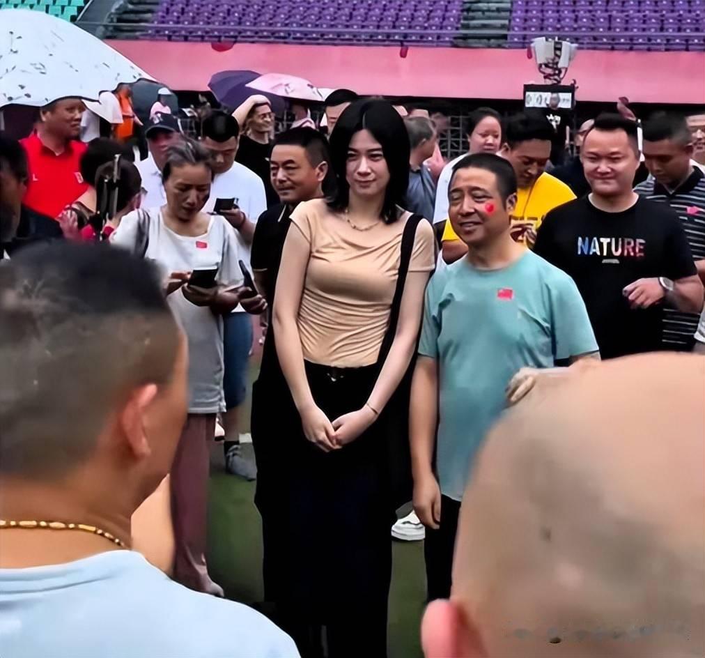 大侄女姗姗带有偏见的恶意言论，不能以“口误”之名掩盖其歧视行径。
她蓄意将“羌族