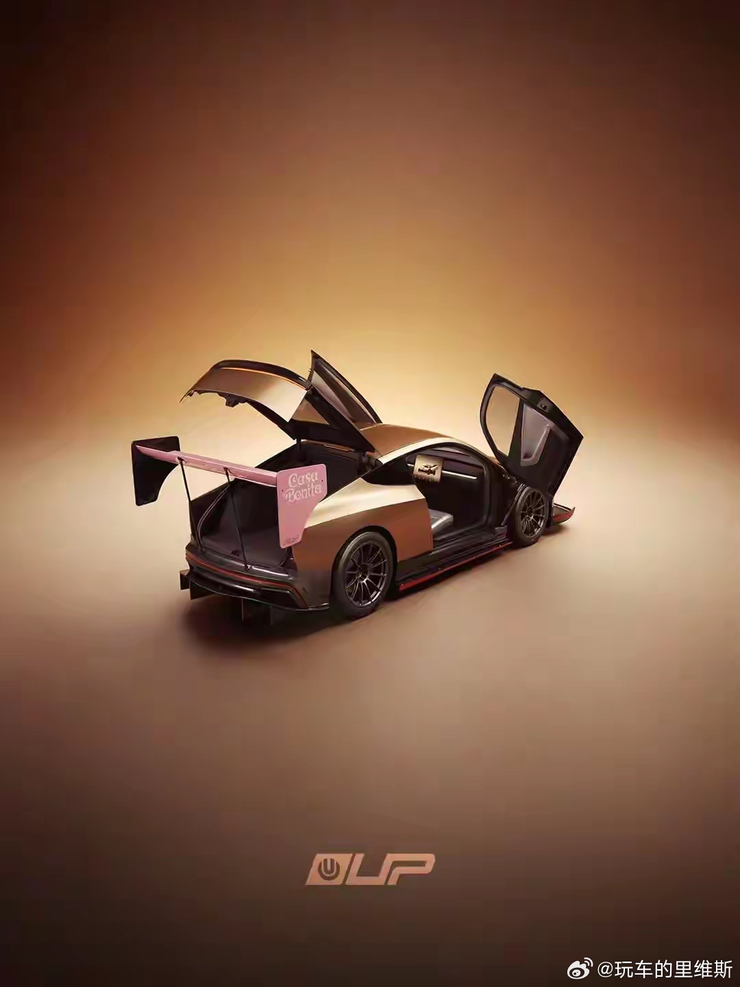 近日，特斯拉Cybercab赛道版刚曝光，给你们唠唠重点:Model S同款双电