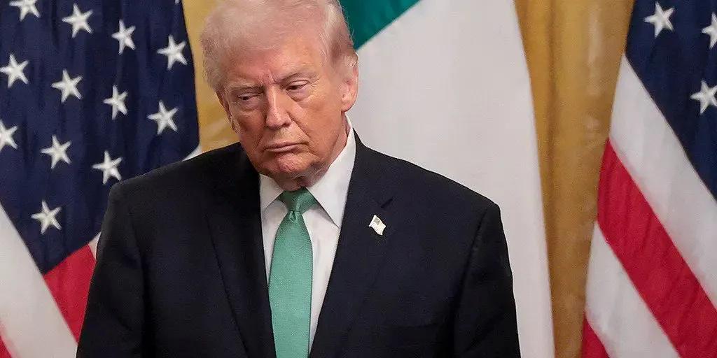 🇺🇸 特朗普总统豁免了《琼斯法案》，允许外国船只在美国港口之间运输石油、天然