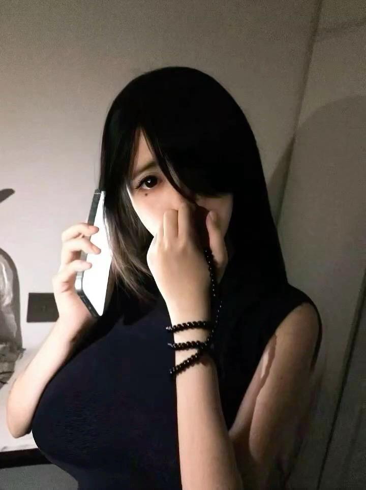 我爱你连同你手臂上的伤疤