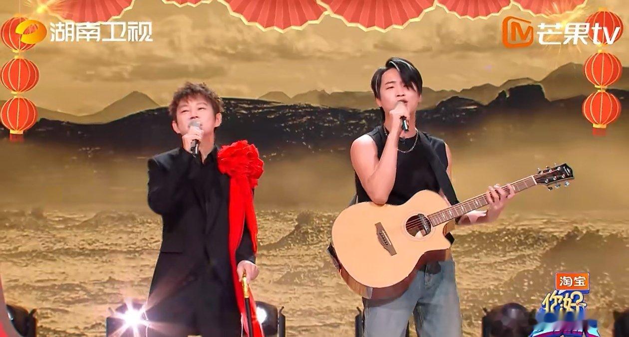 你好星期六街晚提前过年了你好星期六 今晚好六街热闹非凡，“街晚选拔赛”全员各展风