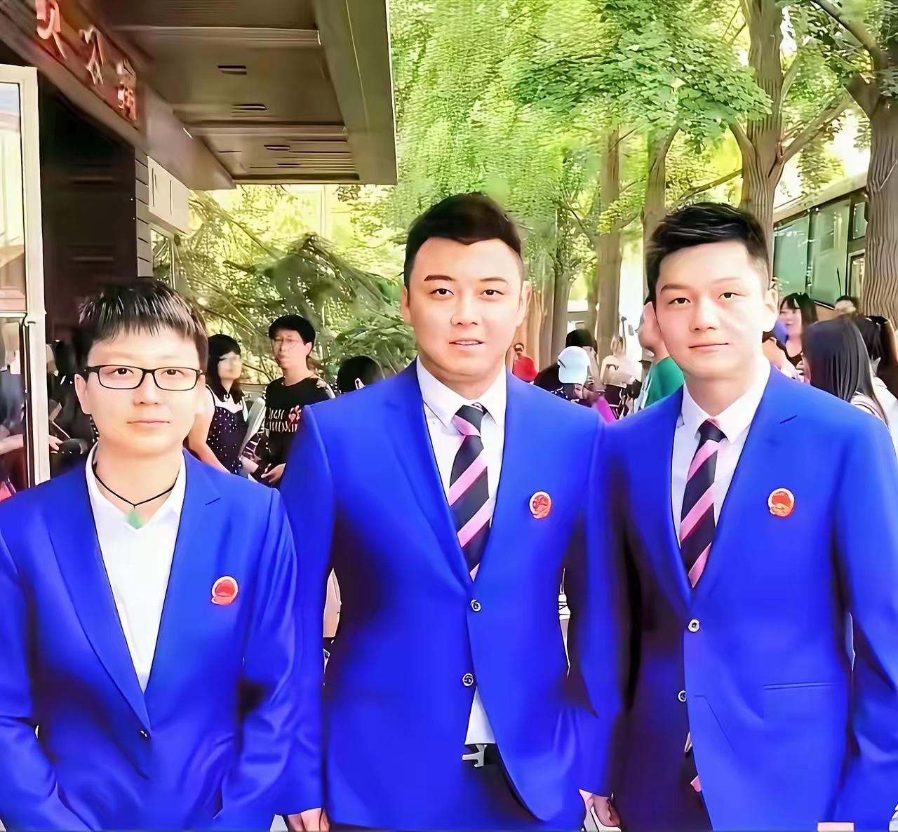 我打赌，全部认出他们的，绝对是体育界的骨灰级粉丝了，不信你试试看，一般绝对猜不出
