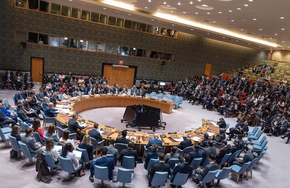 据媒体报道，美国与海湾盟国于5月5日向安理会提交决议草案，联合国安理会这次把话说