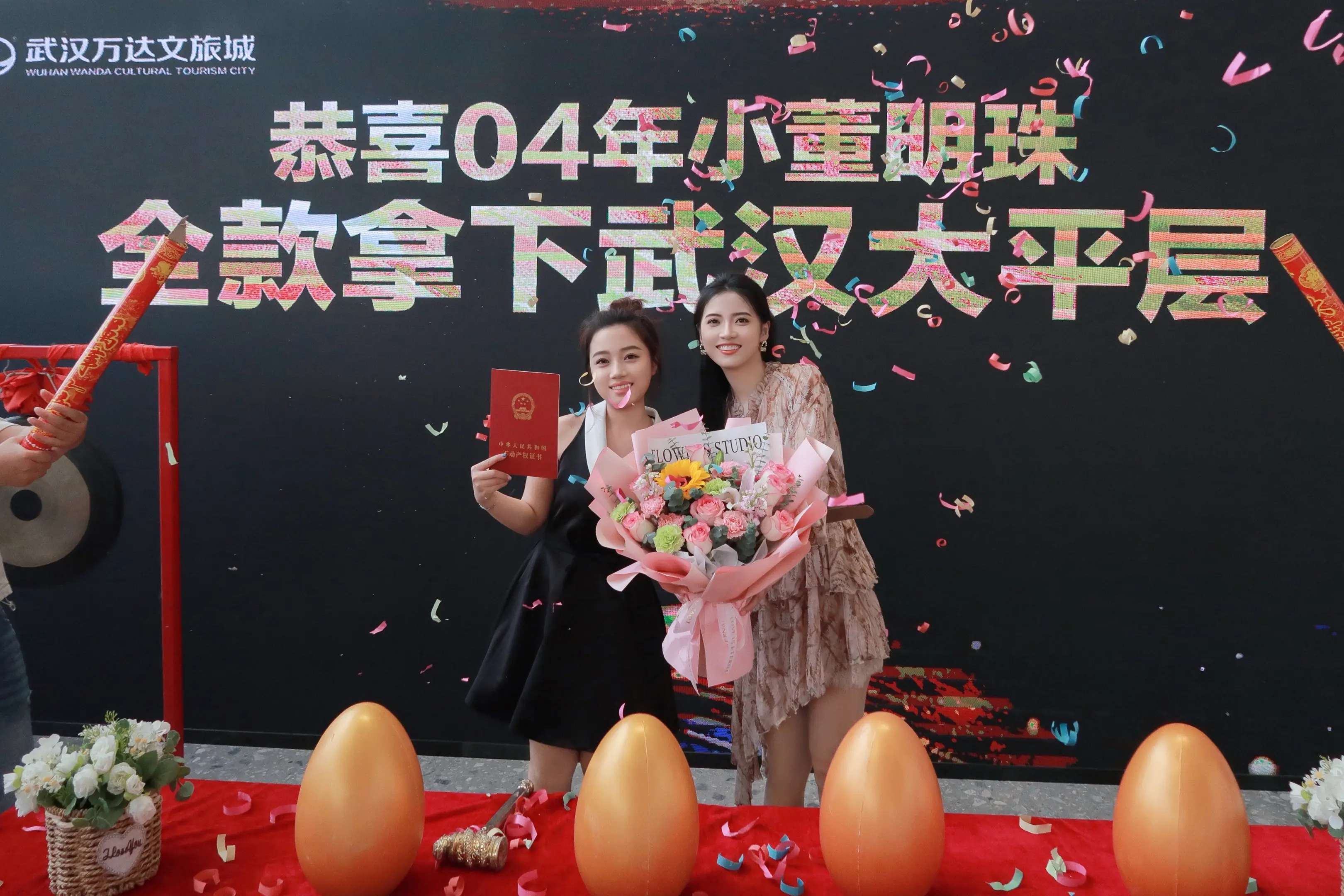 04年的小姑娘，曾经有着人人羡慕安稳的护士工作。19岁那年，她敢于打破...