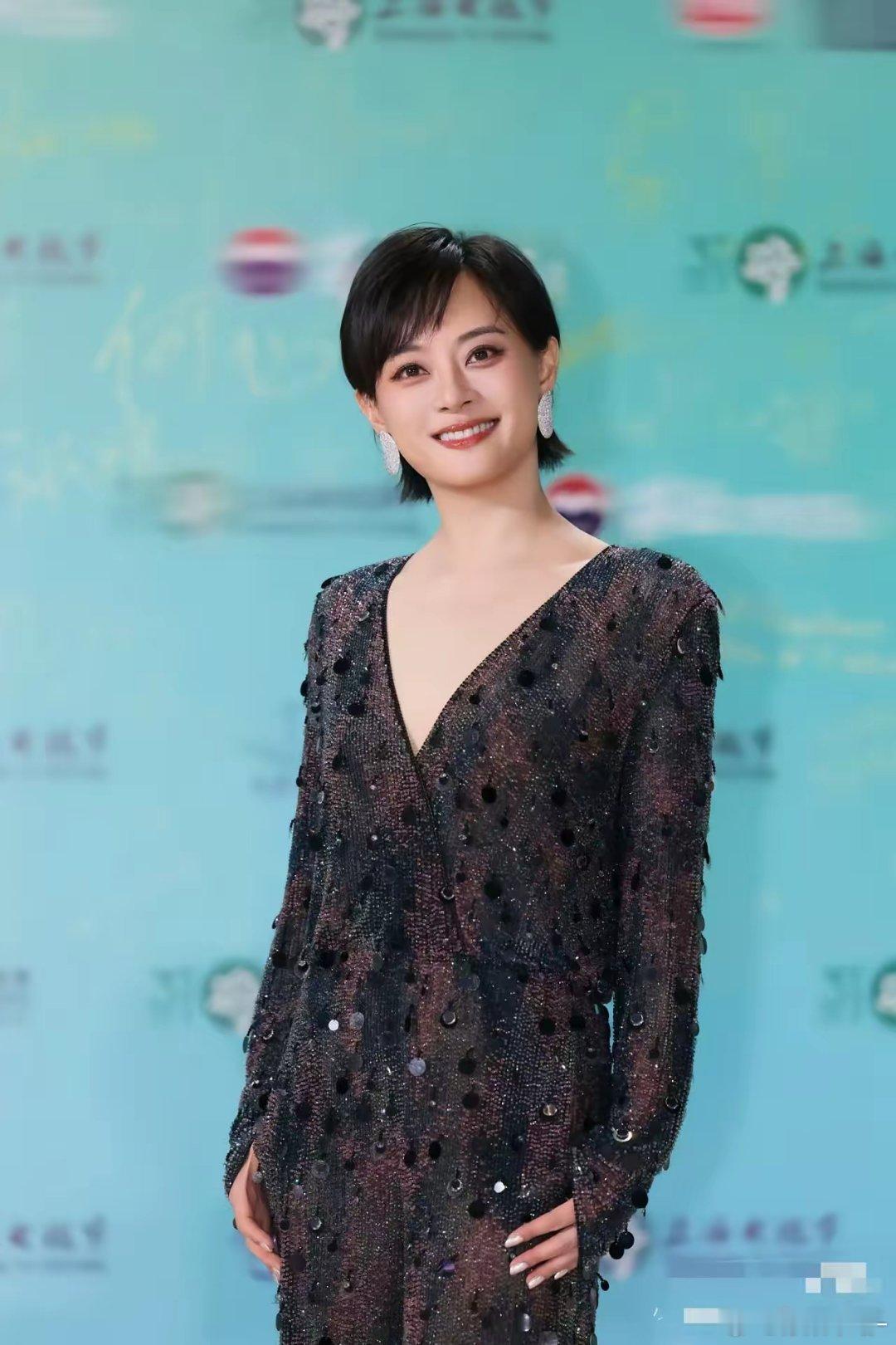 白玉兰颁奖礼后孙俪的含金量还在上升因为她之前就说过:“无论能不能得奖，反正入围即