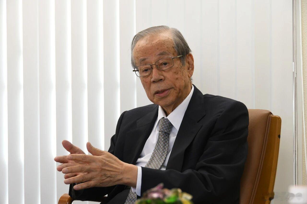 福田康夫走了福田康夫走了，90岁。外交部发了哀悼，称他是“中国人民的老朋友”。这