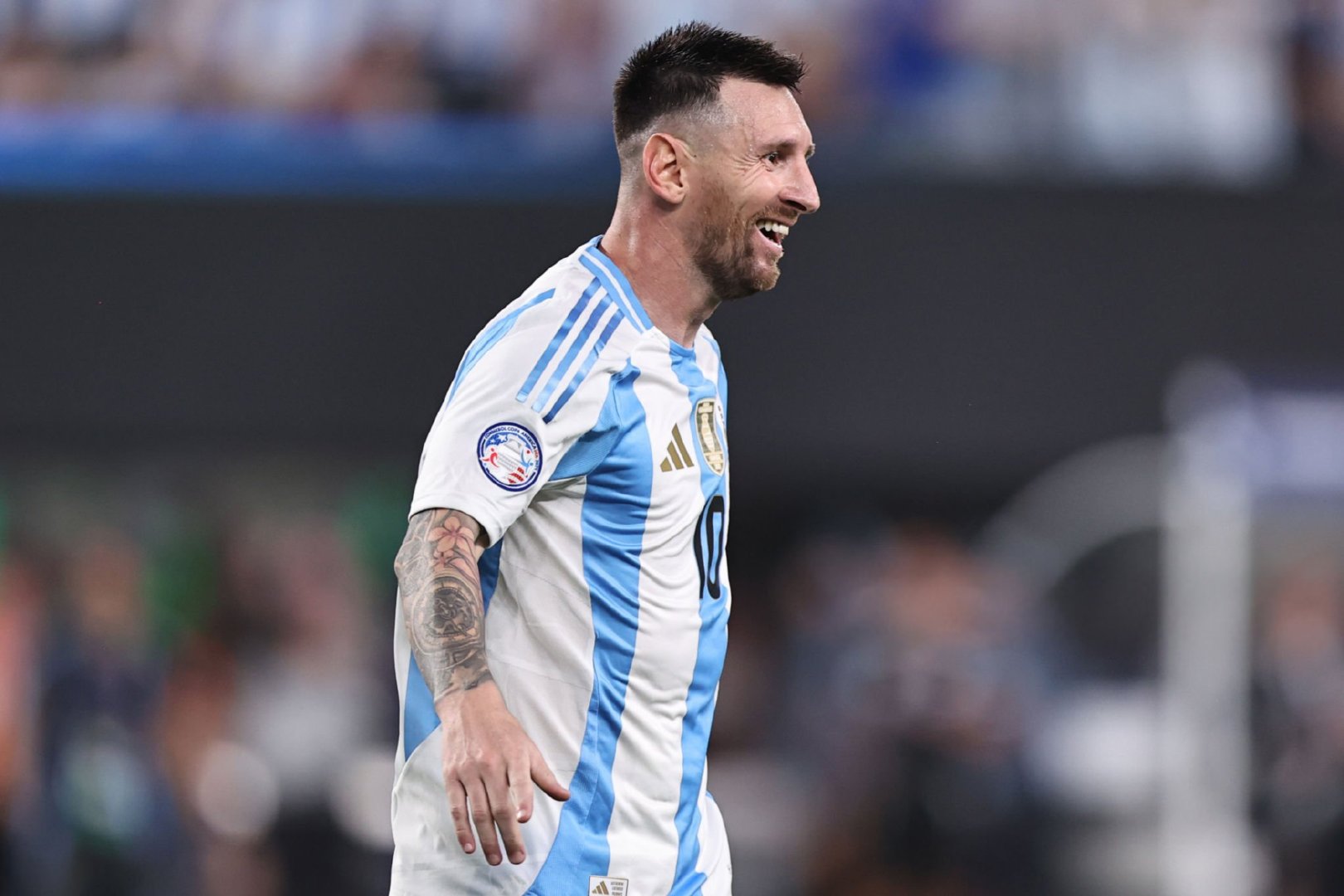 全场比赛结束！阿根廷2比0加拿大挺进美洲杯决赛！连续两届美洲杯进入最终决战！连续