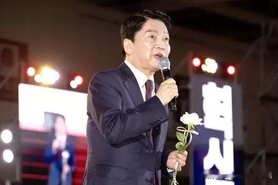 在韩国国民力量党前党首被除名的风波中，对韩东勋及亲韩派火力最猛的人是谁？党内普遍