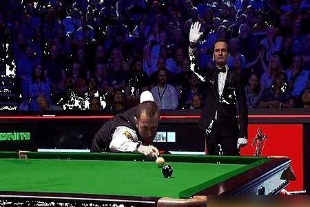 一场球失误18次，墨菲这状态怎么打决赛？

别小看他，这家伙底牌藏得深。世锦赛那