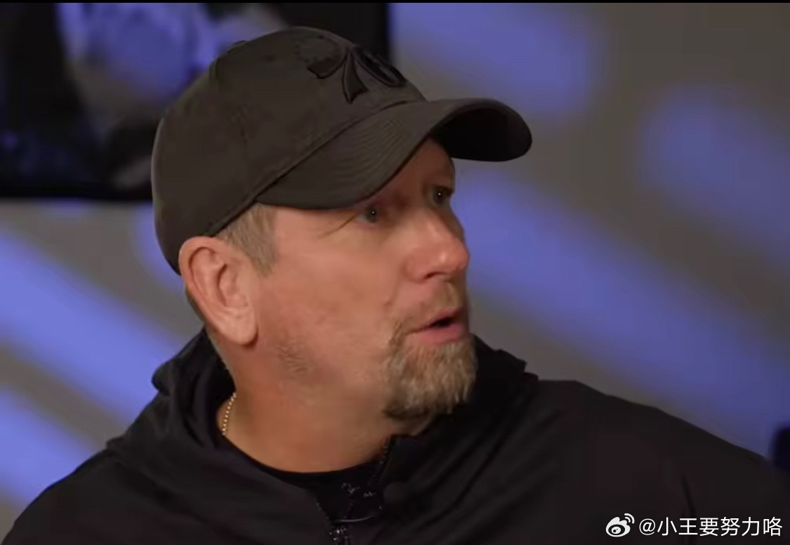 詹姆斯打控卫？纳斯：他是一个进攻创造者，很适合这个角色76人主帅纳斯今日参加《T