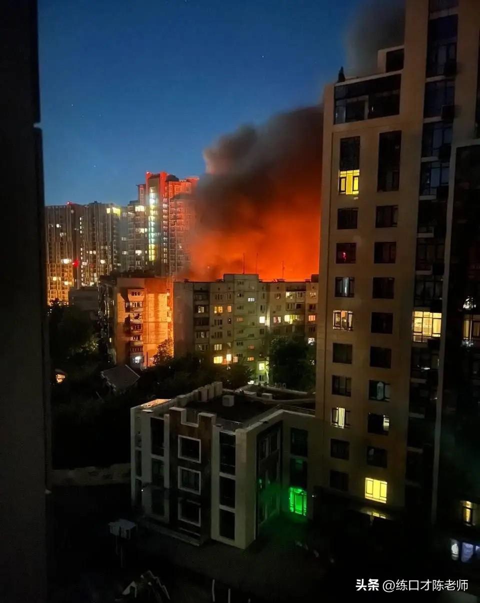 乌克兰遭导弹无人机袭击，再次呼吁爱国者生产许可！乌克兰防空系统乌克兰无人机拦截率
