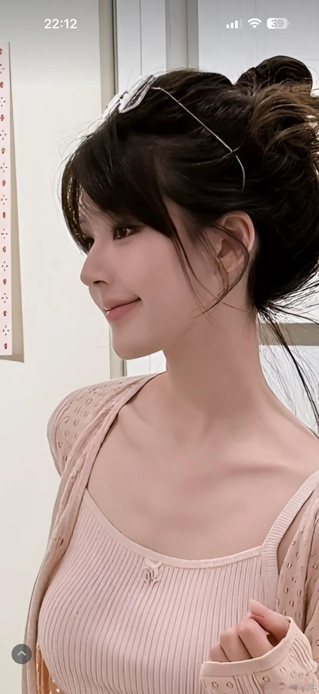 赵露思现在真的好像AI啊。。。 ​​​