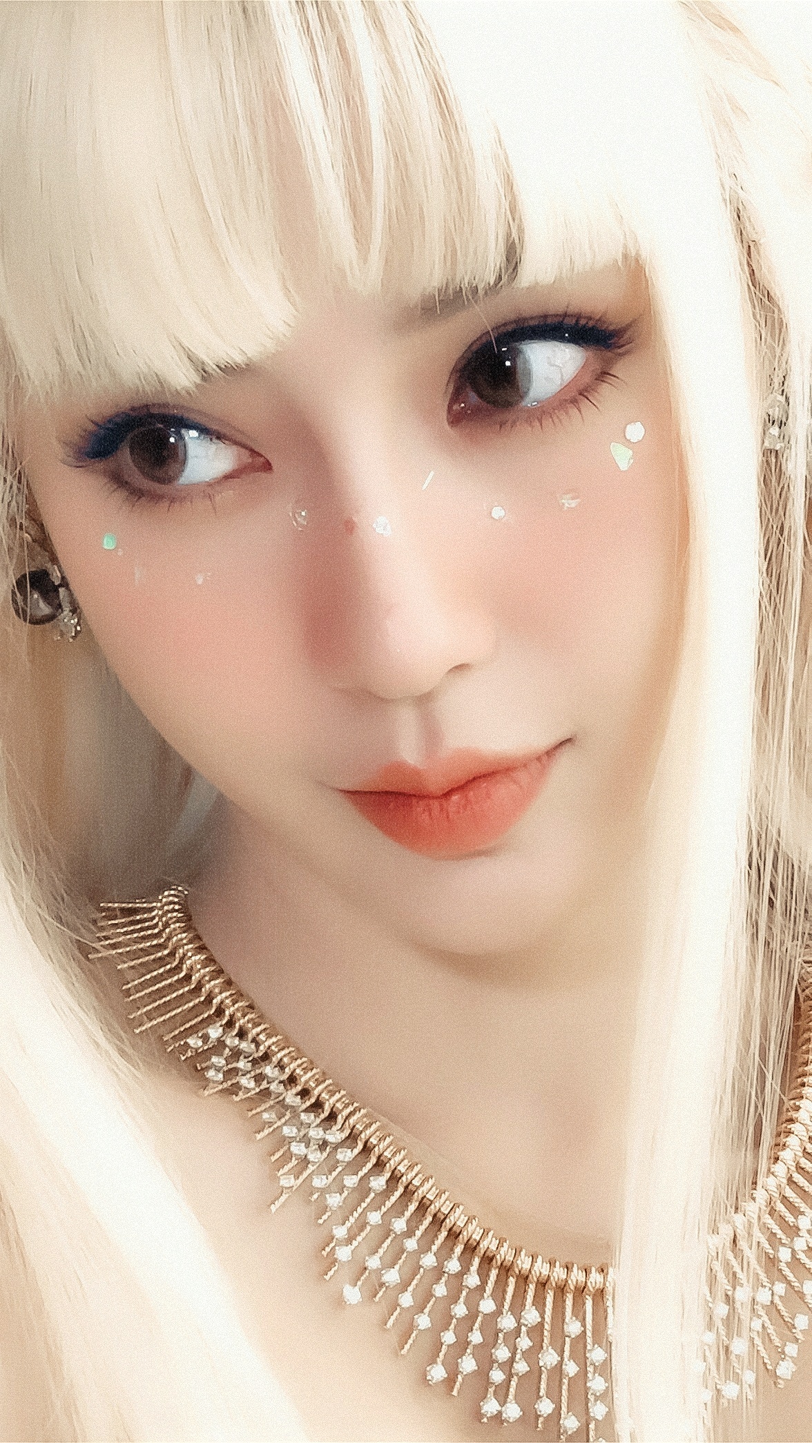 angelababy angelababy “我将你写进书里，掀开书页，字迹在阳