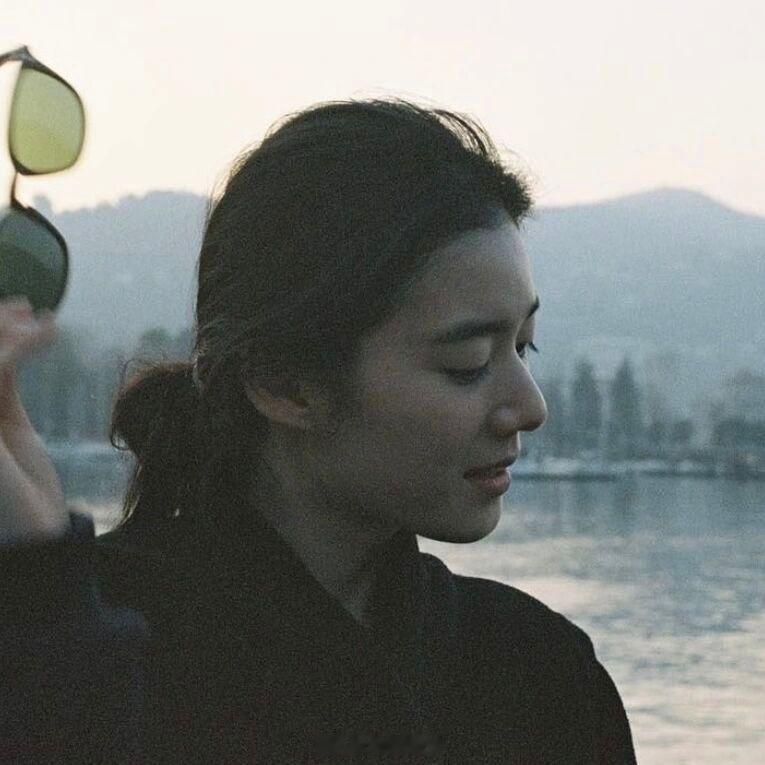 郑恩彩，完全我的天菜 