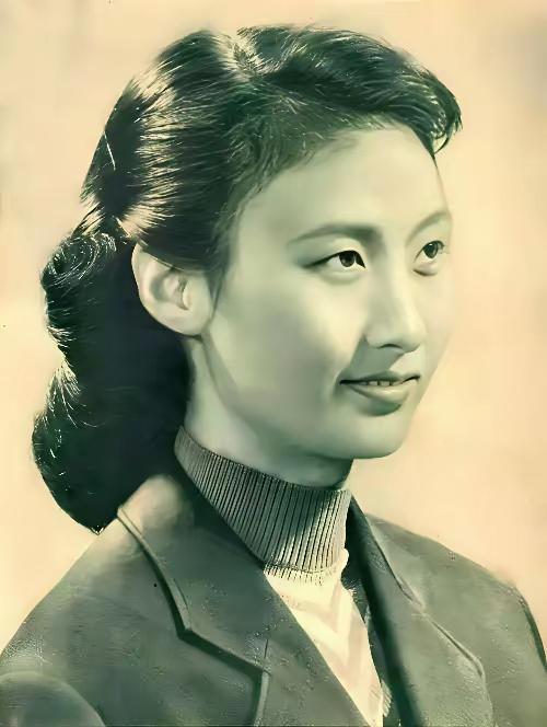 王铎：黄宗英在上海做电影演员的时候