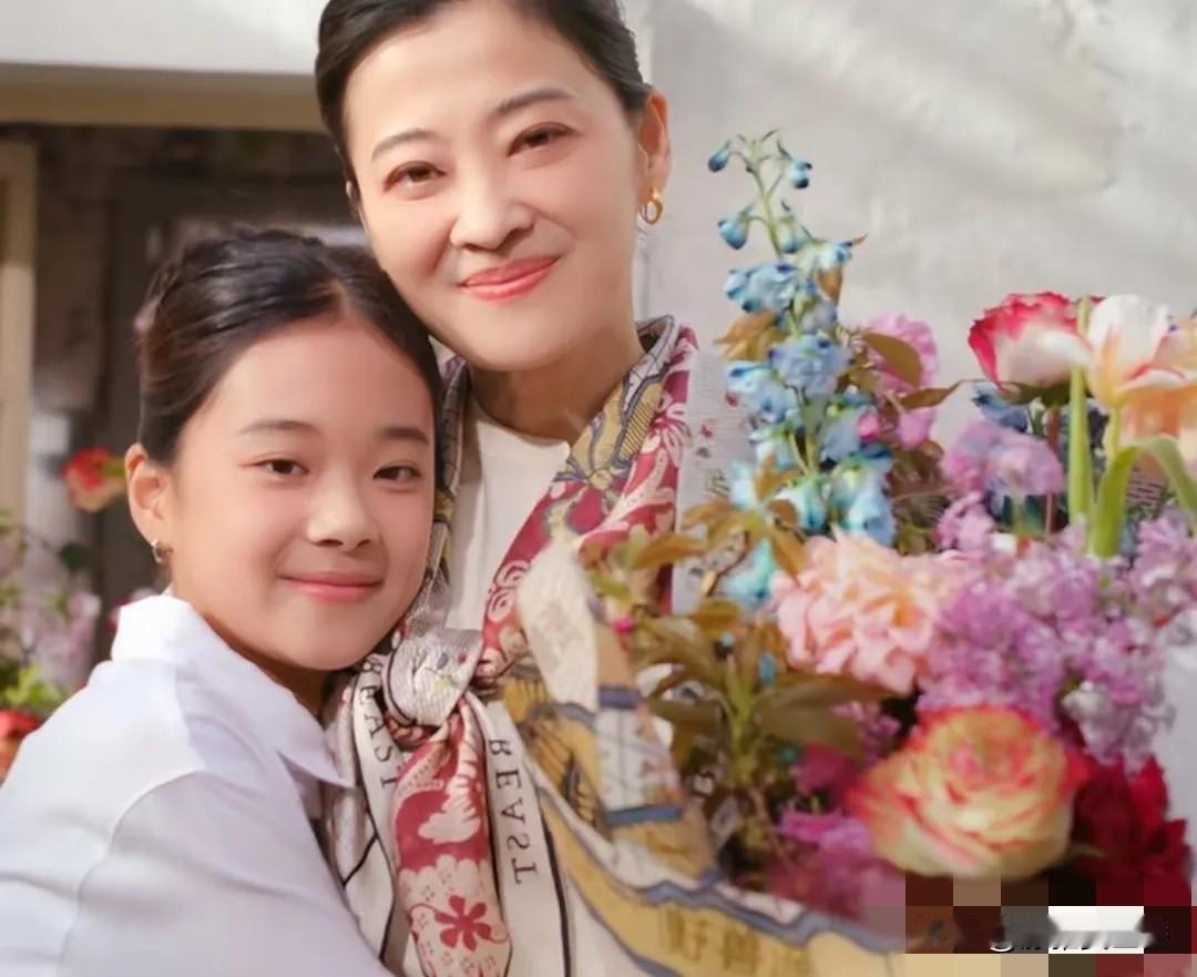 梅婷，这下又自豪了
 
8月9号，知名演员梅婷，冲上热搜。这回不是因为她在剧中的