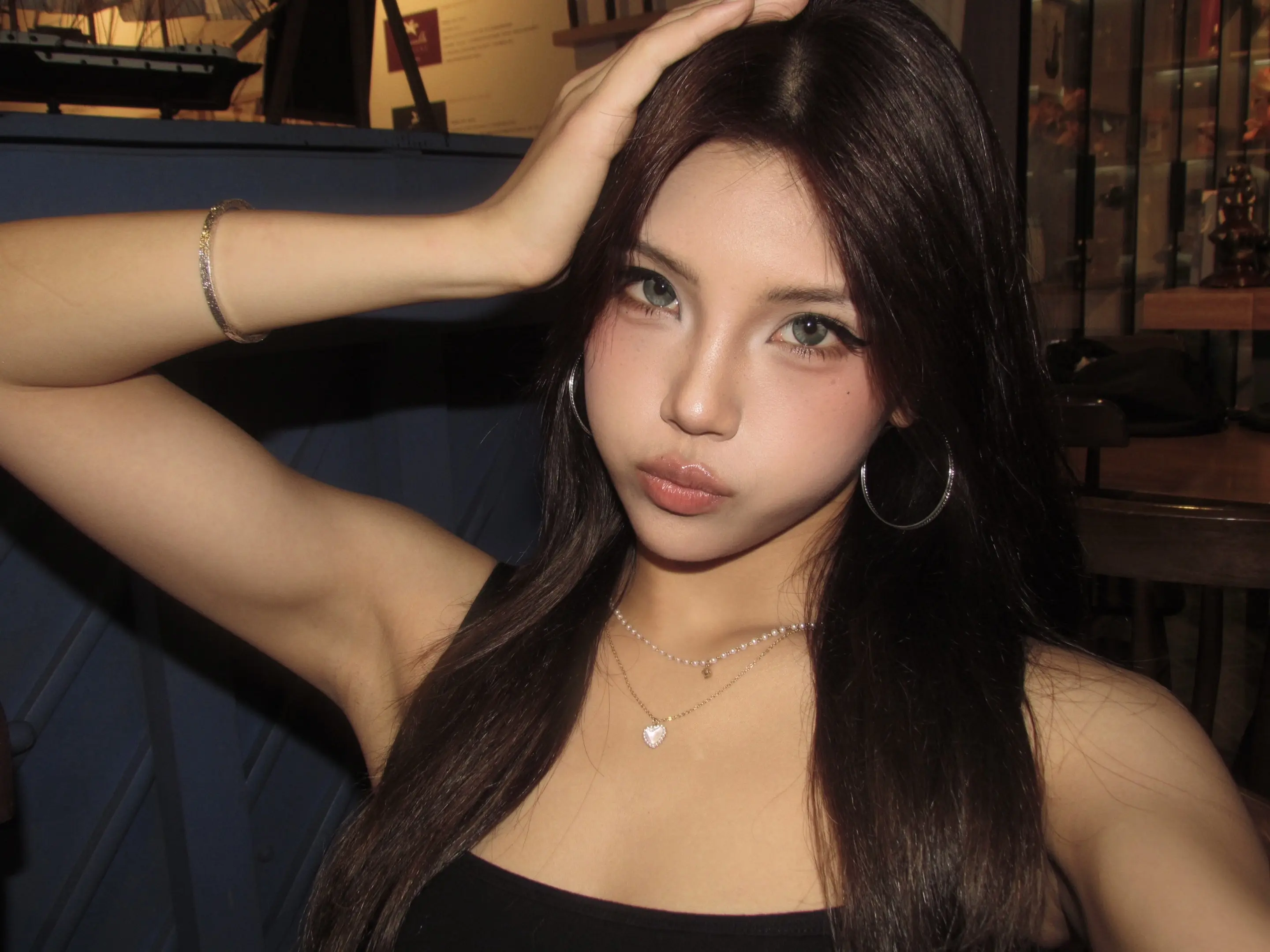 𝗛𝗼𝗹𝗱 𝗼𝗻📞💋...