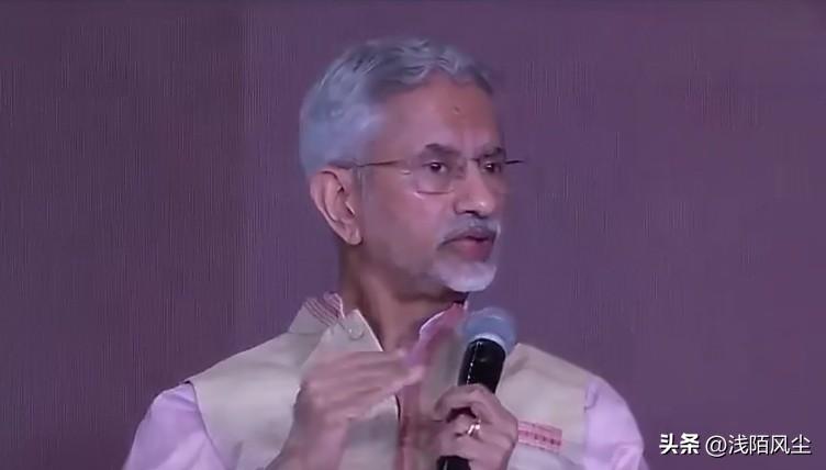 印度外长苏杰生接受采访时，被记者质疑印度在印度洋的安全角色，他直接回怼:“别问“