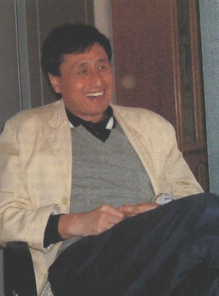 张路并没有特别喜欢哪支球队和哪名球员，因为他是从职业的角度来对待足球评论，一旦有