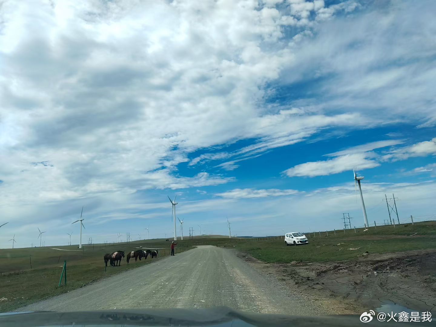 认知 不管怎么说，星宇股份是非常成功的企业。创始人周某，不管是靠金B上位还是子功