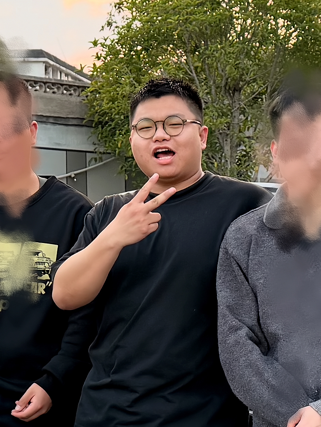 别让脂肪淹没了你的棱角感谢我刚哥提醒我买背心，要不然我都不知道自己已经减肥成功了