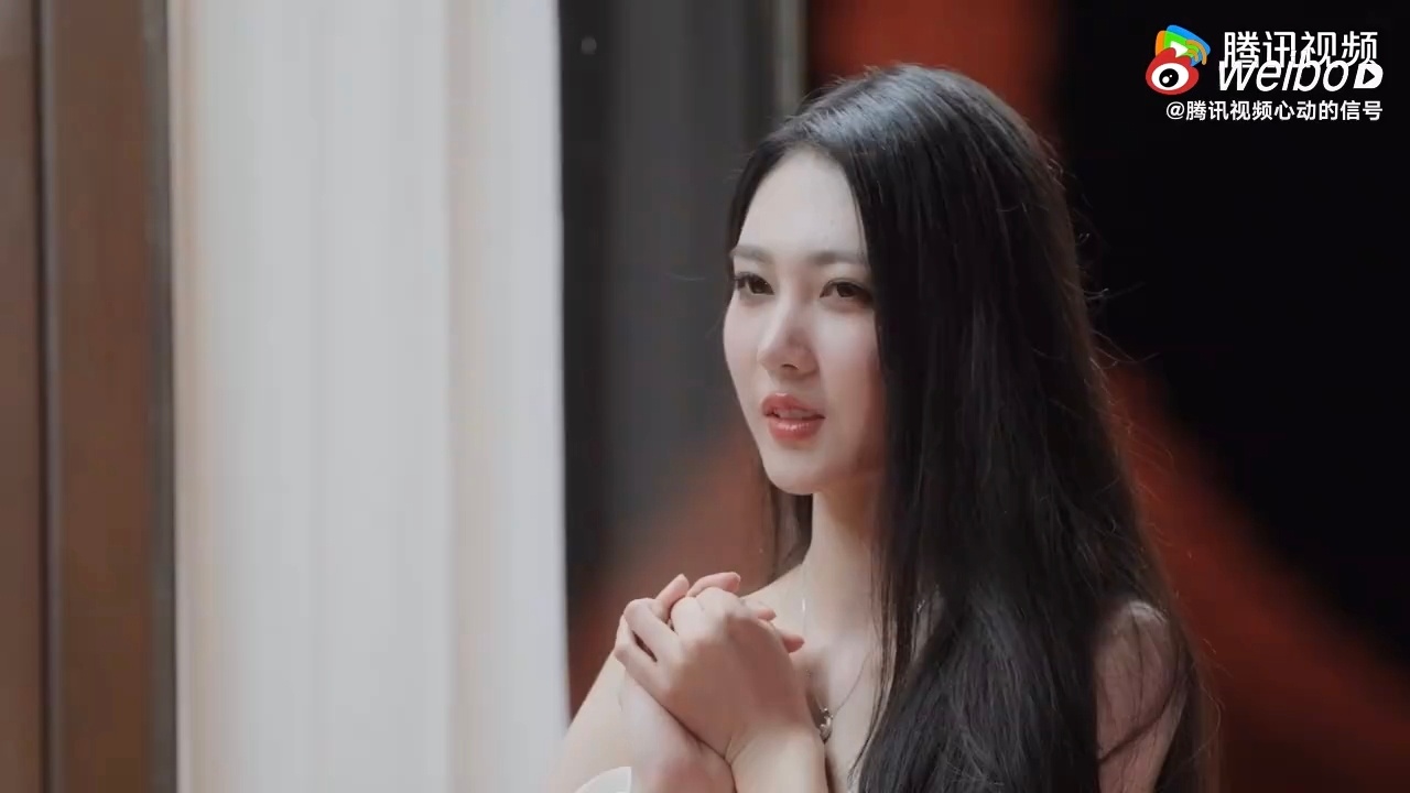 凌晨了还在为鹤玥流泪🥹他记住她所有喜好，她说对他只剩感激和欣赏 “恋综最惨男嘉